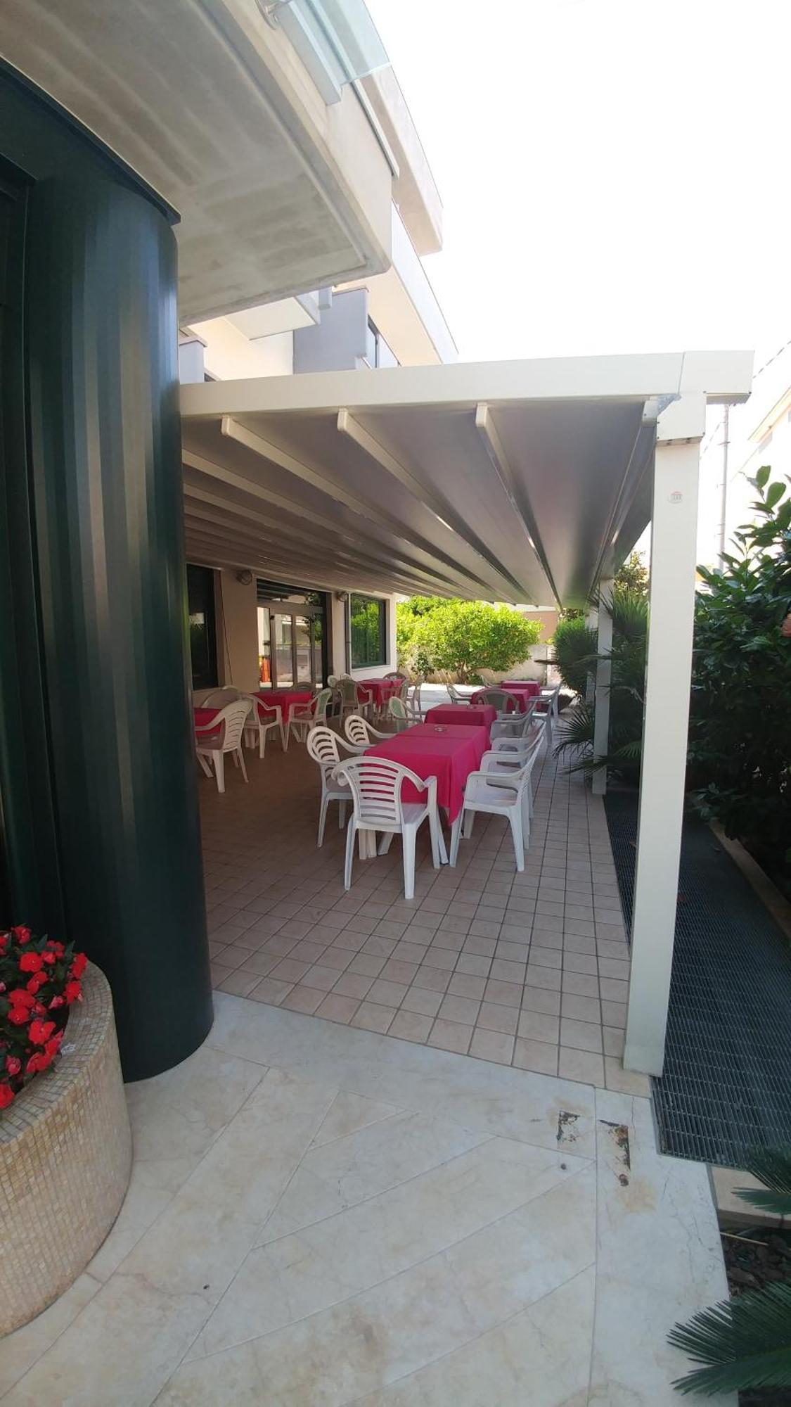 La Perla B&B Hotel Roseto Degli Abruzzi Exterior foto
